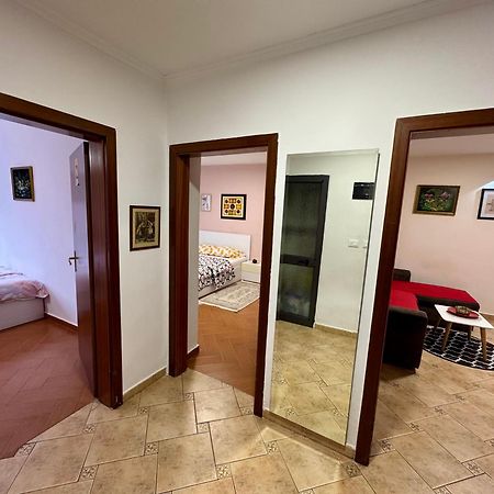 Skerdi'S Apartment - City Center تيرانا المظهر الخارجي الصورة